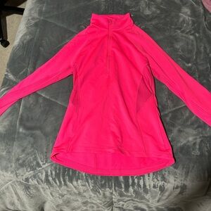 Unde Armour quarter zip